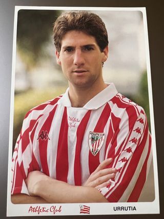Postal oficial del jugador Urrutia (Athletic)