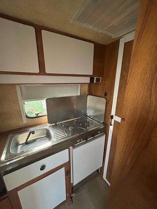 Caravana de 750 kg con documentacion  FRANCESA