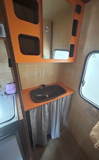 Caravana de 750 kg con documentacion  FRANCESA