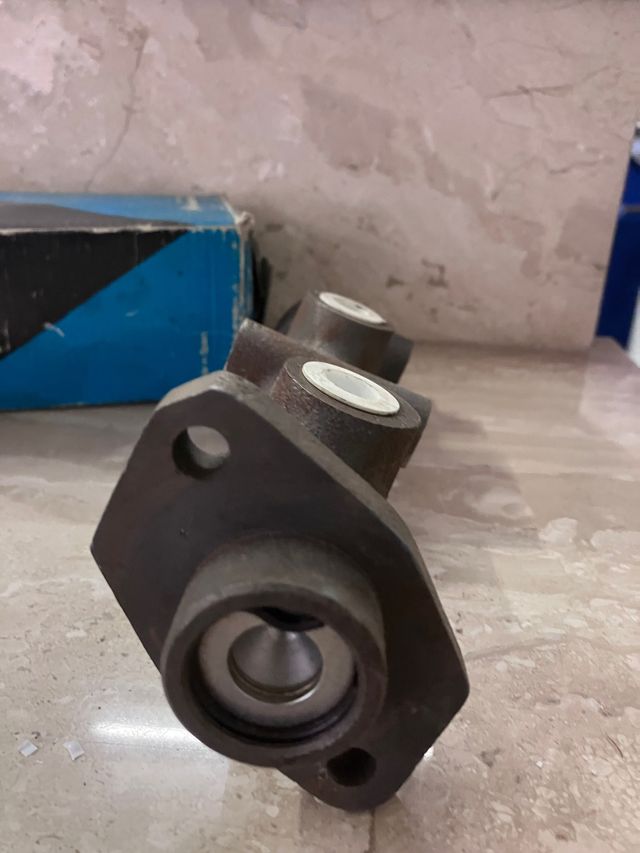 Bomba Freno SEAT 131