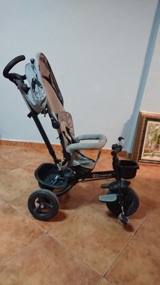 Triciclo y silla de paseo