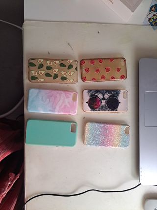 IPhone 8 rosa con fundas