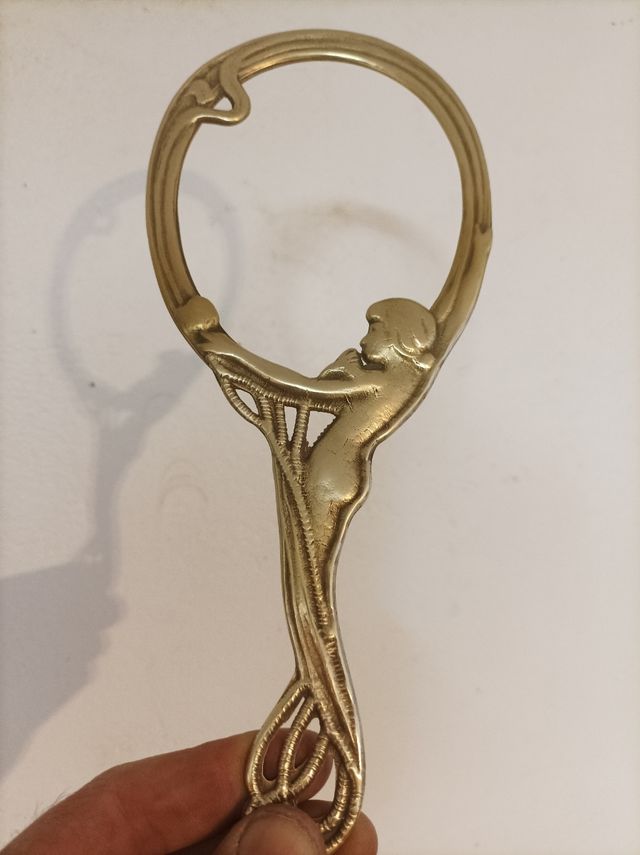 Marco vintage para espejo portátil 