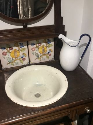 Mueble lavabo rústico antiguo