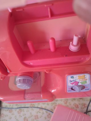 Máquina coser juguete