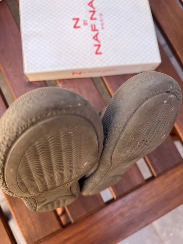 Zapatos Naf Naf. Piel. 26