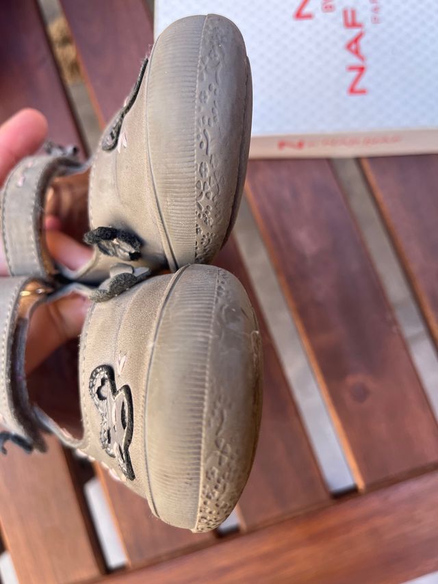 Zapatos Naf Naf. Piel. 26