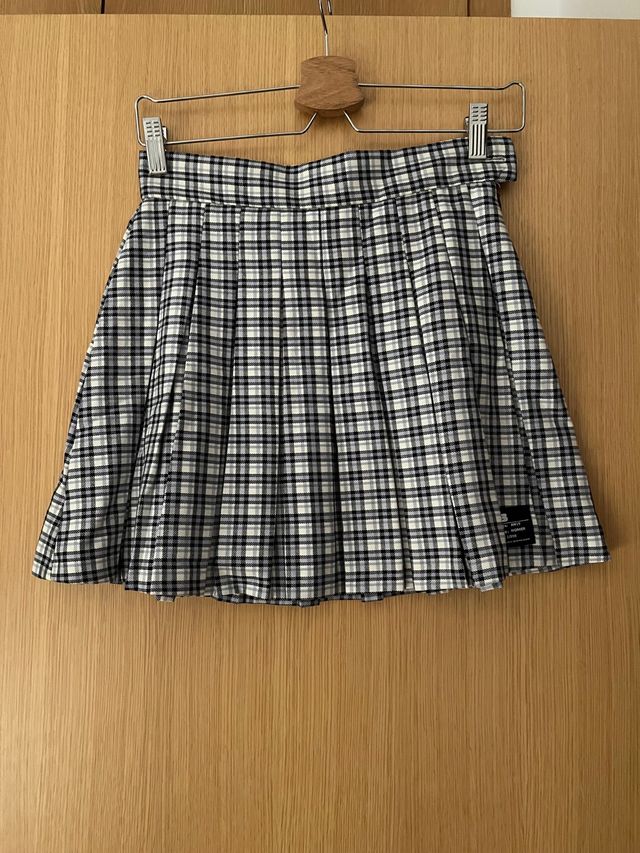 Falda plisada de cuadros a estrenar T-S