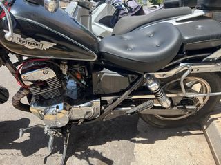 Moto estilo custom 125