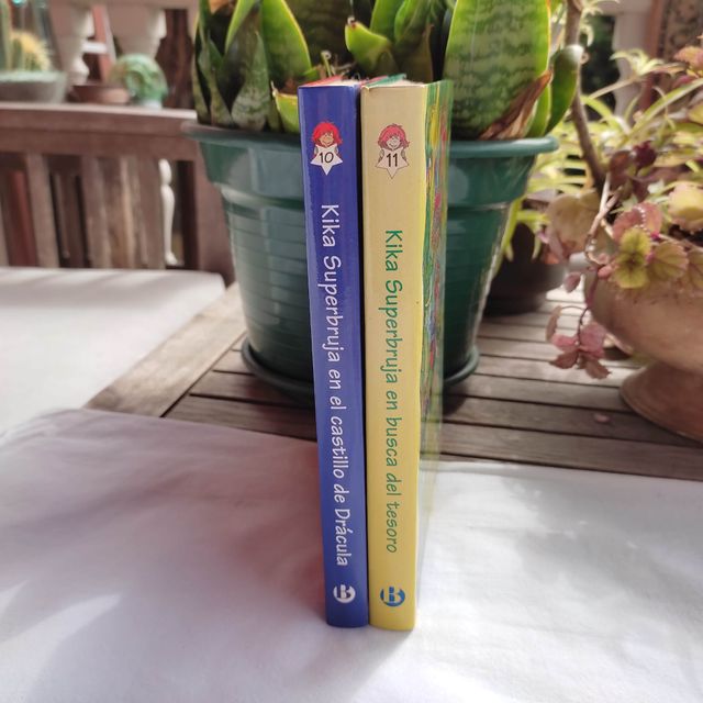 2 Libros Kika la Superbruja