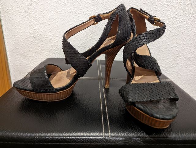 Sandalias de tacón Uterqüe