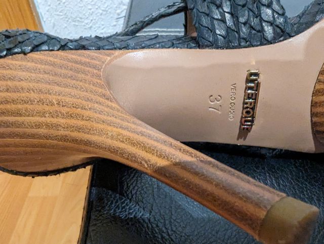 Sandalias de tacón Uterqüe