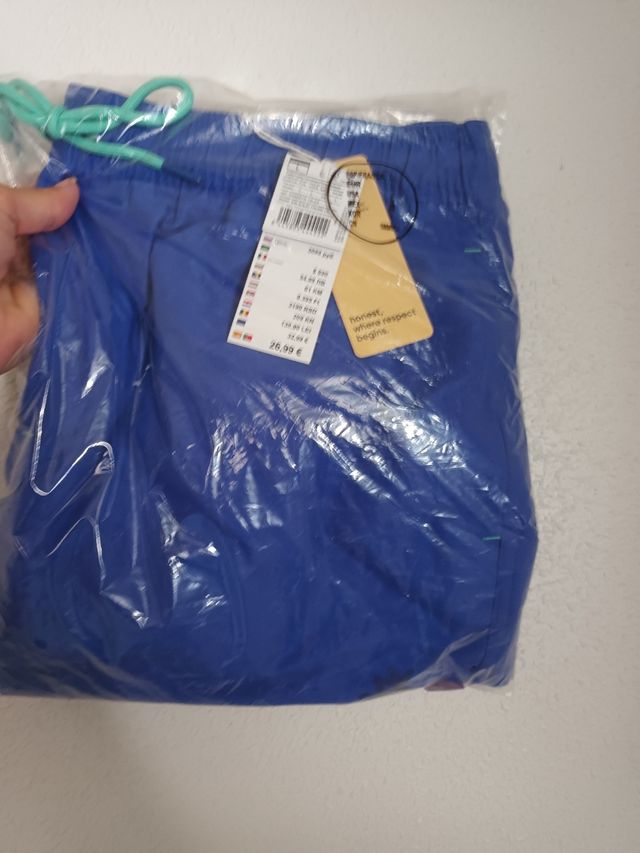 SIN ESTRENAR BAÑADOR HOMBRE