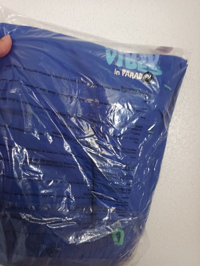 SIN ESTRENAR BAÑADOR HOMBRE