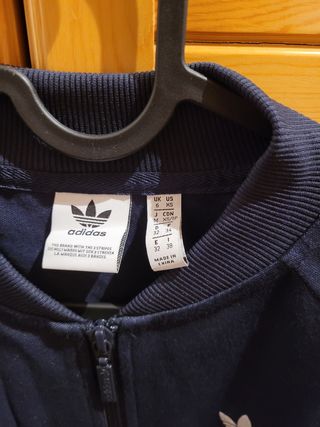 Chaqueta adidas