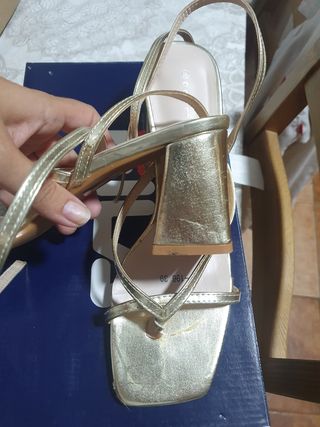 Sandalias mujer doradas