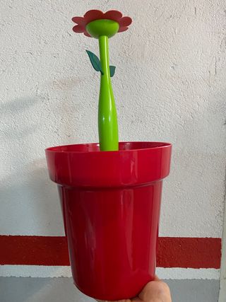 Cubo de Basura Con Forma de Maceta Tapa de Flor -