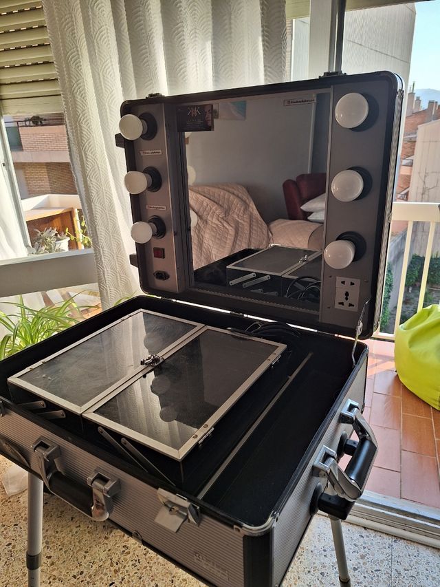 Maleta profesional de Maquillaje