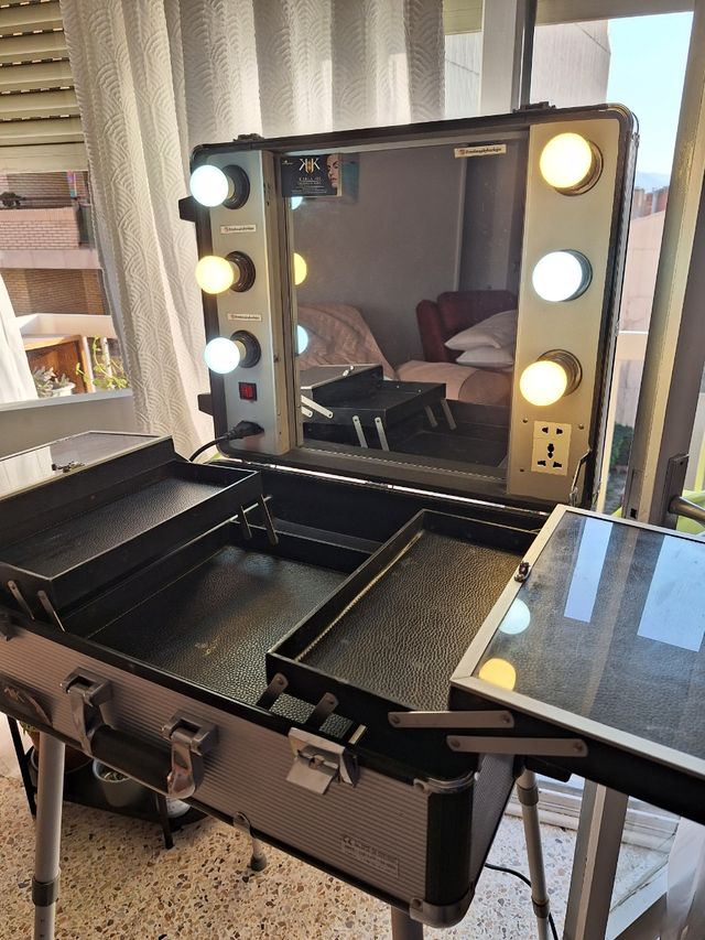Maleta profesional de Maquillaje