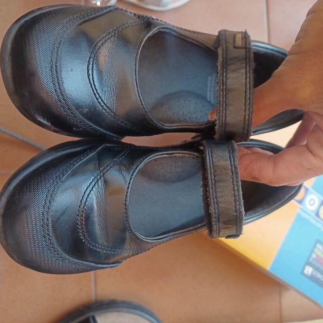 vestido de fiesta rosa empolvado o marfil