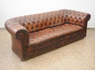 Sofa Chester para alquilar