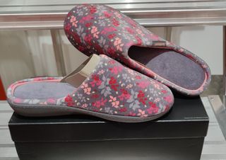 Zapatillas de casa chinelas mujer tacón