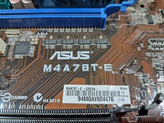 Placa ASUS M4A78T-E (AM3)