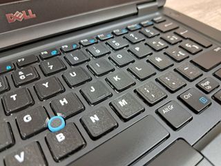 Portátil DELL Latitude E5450 i5 5300U 16GB 256SSD