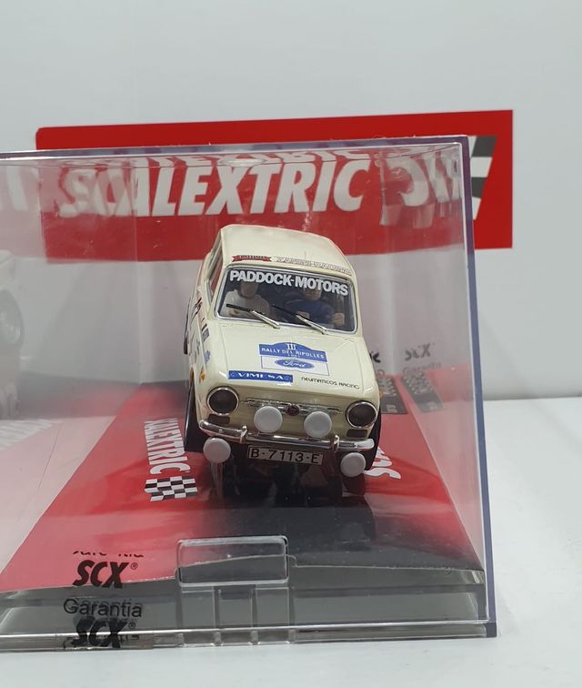 Scalextric seat 850 padock nuevo