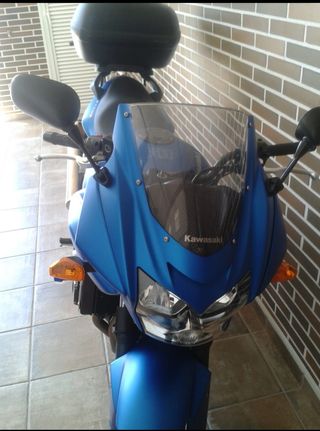 Motocicleta Kawasaki Z750S