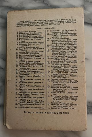 Antiguo libro de poesia