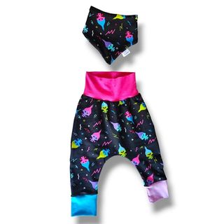 Pantalón harem trolls stock