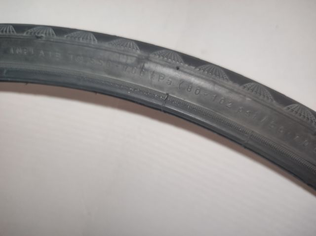 Cubierta carrera 700x28c eli Tire