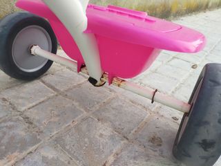 Triciclo juguete