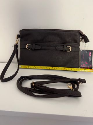 Bolso piel sintética marron a estrenar