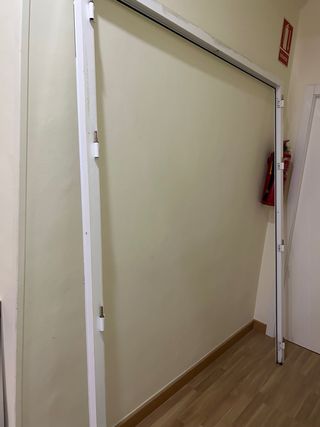 Puerta y marco