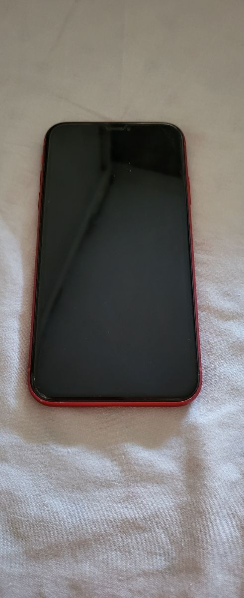 iphone XR rojo