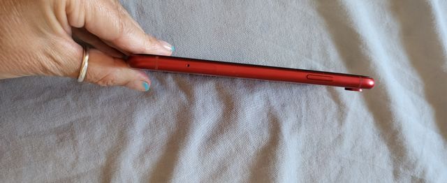 iphone XR rojo