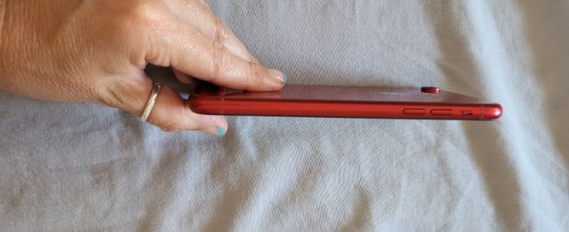 iphone XR rojo