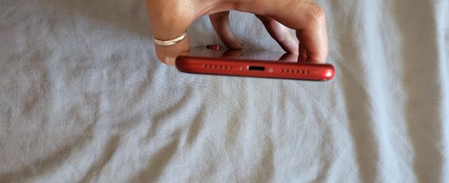 iphone XR rojo