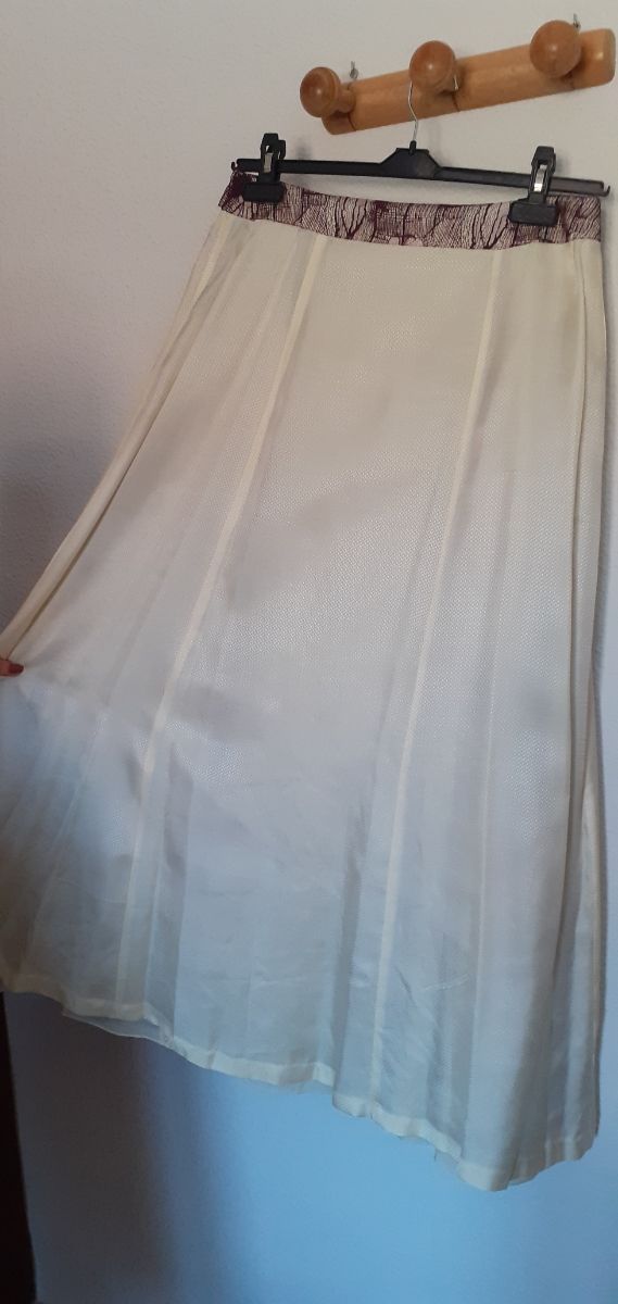 Conjunto de ceremonia mujer top- falda.