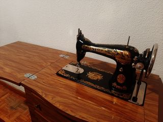 Máquina de coser SINGER