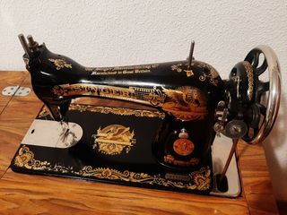 Máquina de coser SINGER