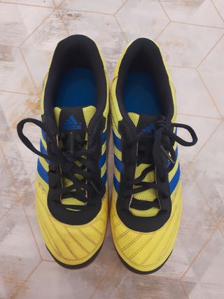 Botas futbol sala 41 ADIDAS (2 USOS)