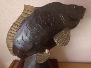 Figura pez carpa grande