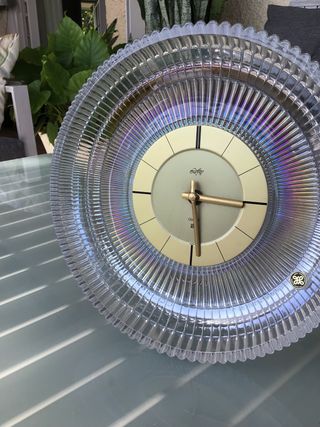 Reloj de Cristal marca Hoya japones de 1982