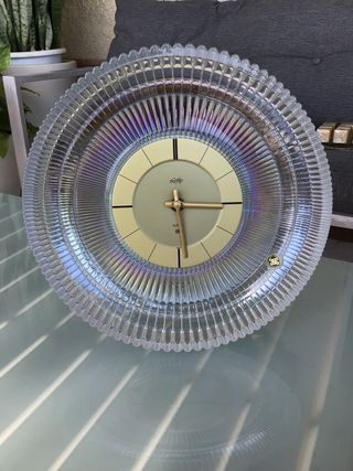 Reloj de Cristal marca Hoya japones de 1982