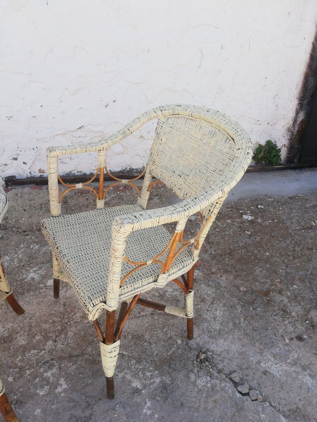 Mesa jardín bambú y butaca
