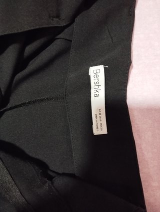 Pantalones de campana de talle alto de Bershka