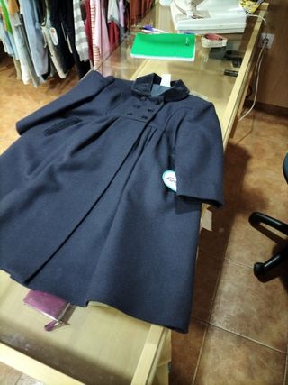 Abrigo para niña